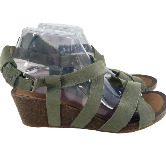 Teva Mahonia Cross Strap Comfortable Leather Wedge Sandals Green size US 9 EU 40 - Picture 1 of 16